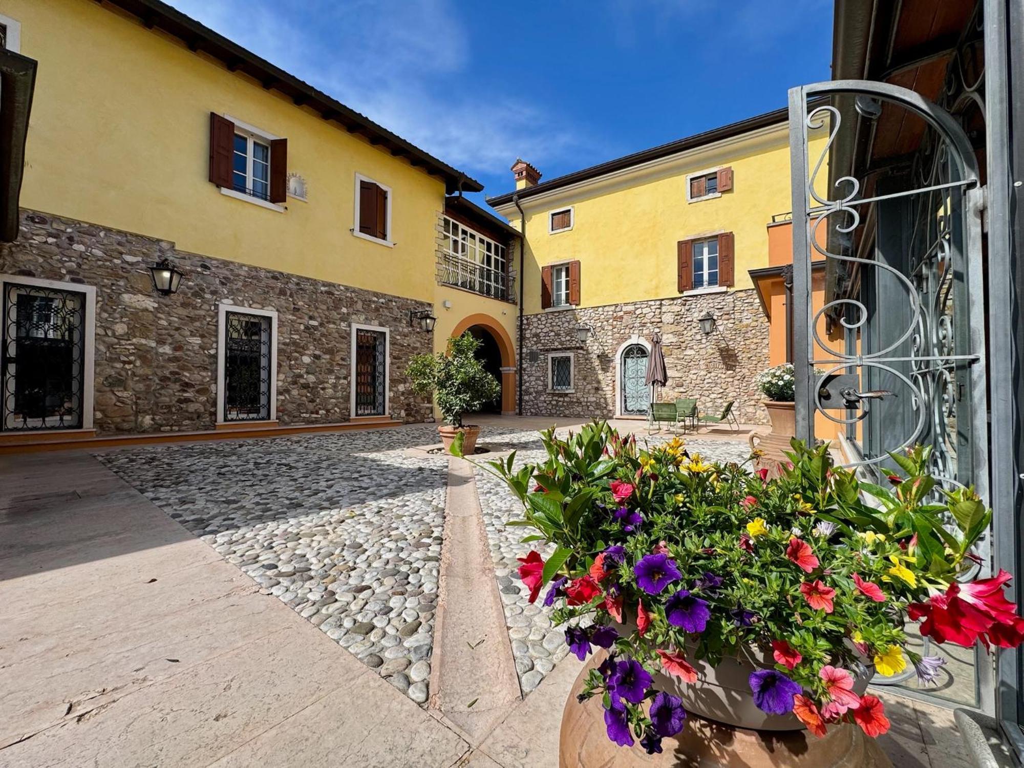 Corte Impero Hotel & Restaurant Affi Exteriér fotografie